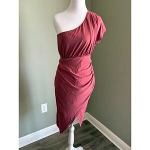 Lulu's One-Shoulder Midi Dress in Dusty Rose